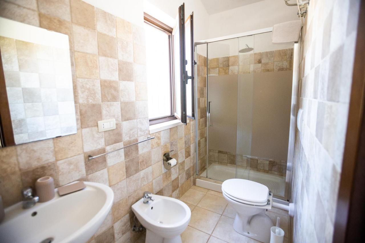 Hostal Pietre Bianche Carovigno Exterior foto
