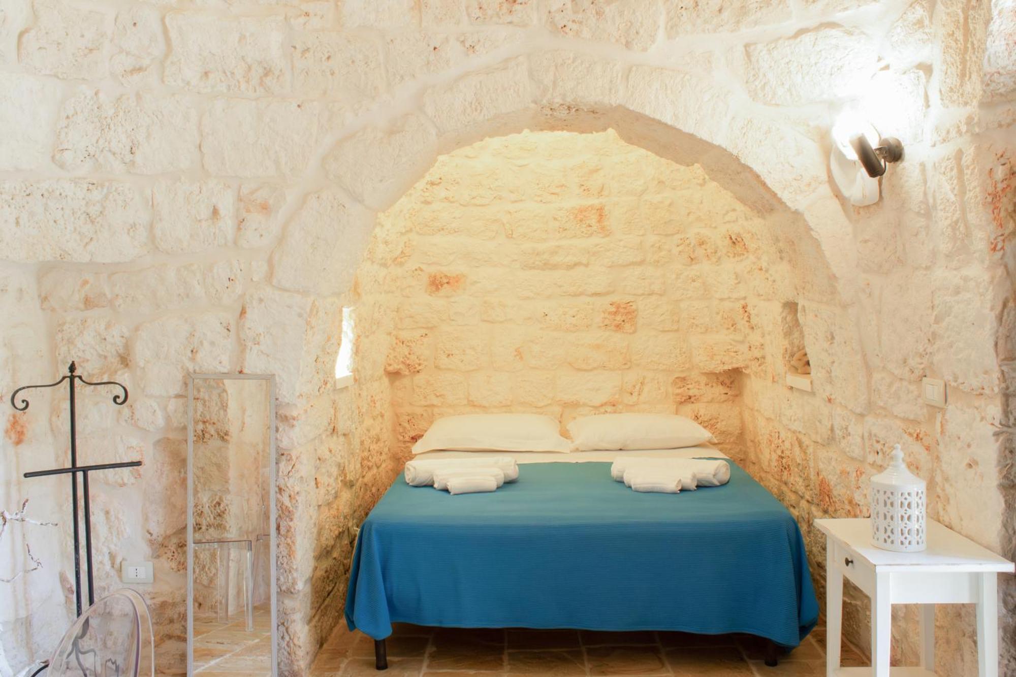 Hostal Pietre Bianche Carovigno Exterior foto
